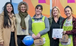 Arroyito. Docentes y personal auxiliar de jardines recibieron sus certifiados por el curso 